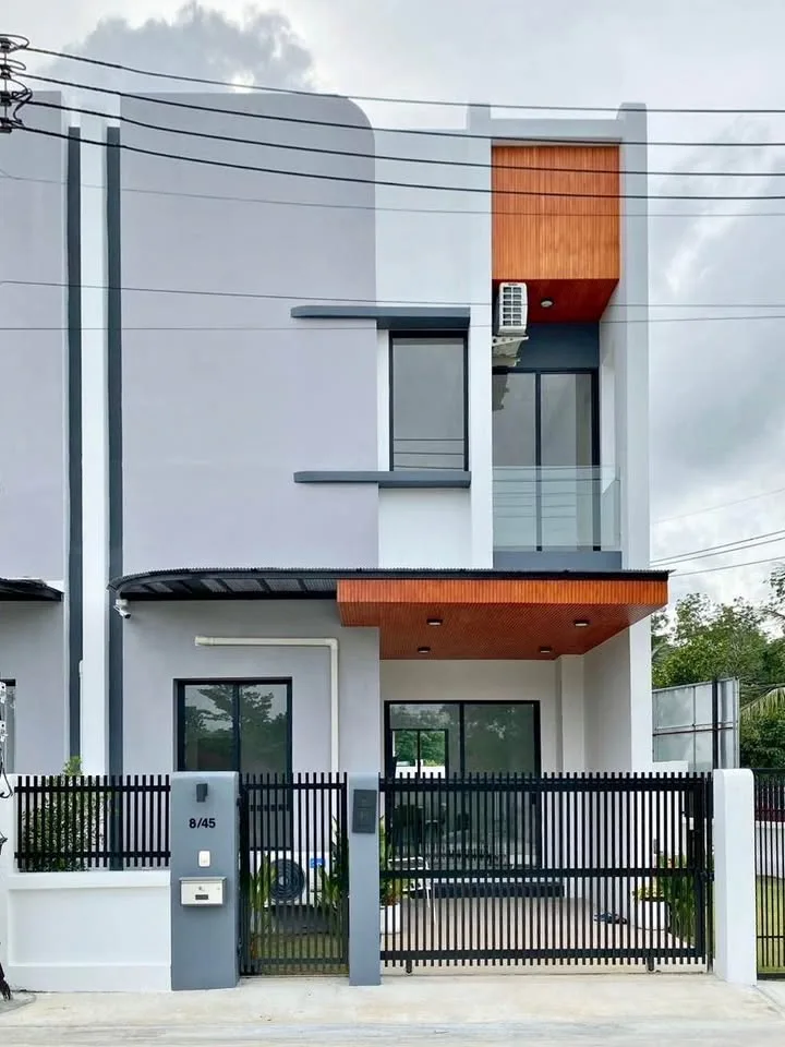 Spacious 3-Bedroom, 3-Bath Corner House for Rent in Chalong