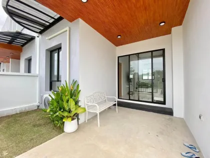 Spacious 3-Bedroom, 3-Bath Corner House for Rent in Chalong
