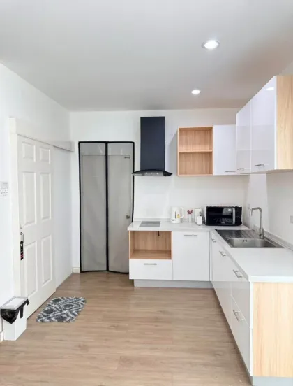 Modern 2-Bedroom Corner House for Rent in Smile Ville X2