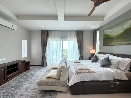 Spacieuse villa de 7 chambres sur une colline avec vue sur la mer à Mai Khao