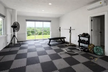 Spacieuse villa de 7 chambres sur une colline avec vue sur la mer à Mai Khao