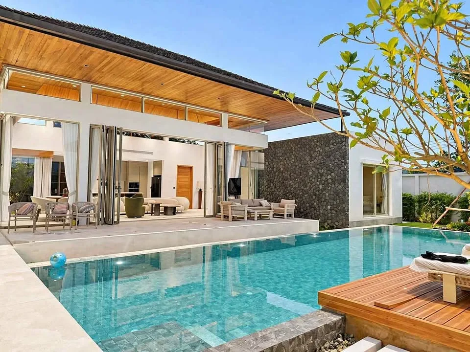Brand New 4BR Luxury Pool Villa in Botanica Phuket