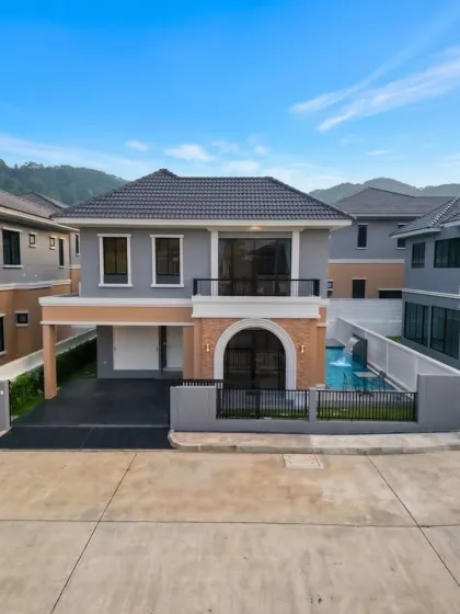 Роскошная вилла с 4 спальнями и бассейном рядом с British International School Phuket