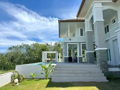 Spacious 7-Bedroom Villa with Pool in Mai Khao for Rent