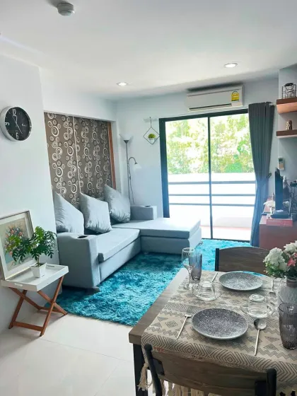 Condominio de Esquina 1 Habitación 1 Baño en Alquiler en Kathu