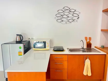 Condominio de Esquina 1 Habitación 1 Baño en Alquiler en Kathu