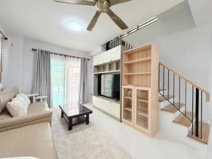 Moderna villa de 3 habitaciones en alquiler en Mana Kathu Lake