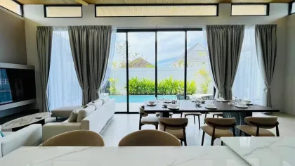 Роскошная вилла с 4 спальнями и бассейном в Mouana Residence, Чалонг
