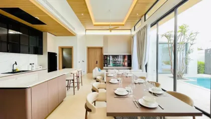 Роскошная вилла с 4 спальнями и бассейном в Mouana Residence, Чалонг