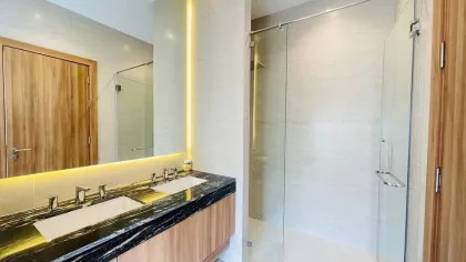 Роскошная вилла с 4 спальнями и бассейном в Mouana Residence, Чалонг