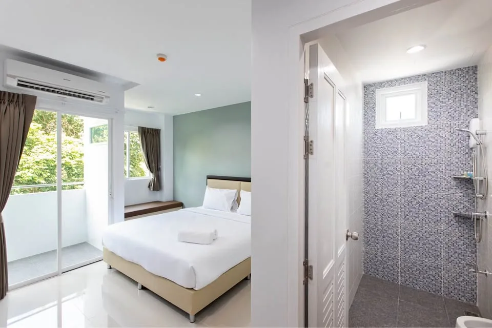 1 Zimmer Wohnung mit 1 Bad zur Miete in Phuket Stadt, Wichit