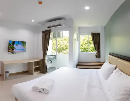 1 Zimmer Wohnung mit 1 Bad zur Miete in Phuket Stadt, Wichit