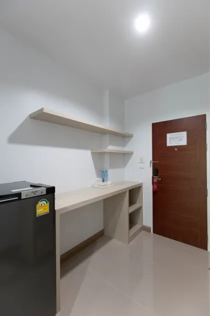 1 Zimmer Wohnung mit 1 Bad zur Miete in Phuket Stadt, Wichit