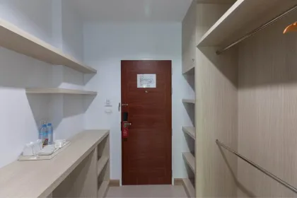 1 Zimmer Wohnung mit 1 Bad zur Miete in Phuket Stadt, Wichit