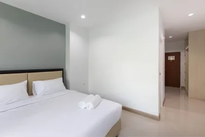 1 Zimmer Wohnung mit 1 Bad zur Miete in Phuket Stadt, Wichit
