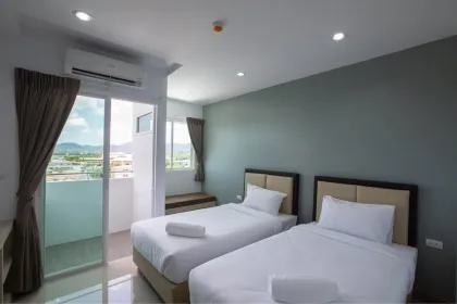 1 Zimmer Wohnung mit 1 Bad zur Miete in Phuket Stadt, Wichit