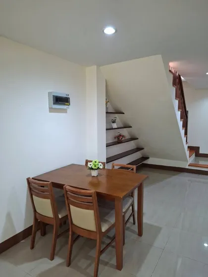 2 Schlafzimmer, 2 Badezimmer, zweistöckiges Haus zur Miete in Kata Patak