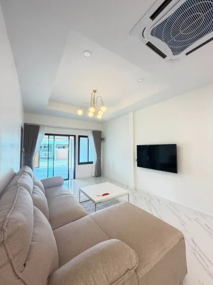 Вилла с 3 спальнями в аренду в Villa Chaofah 2, Пхукет Таун