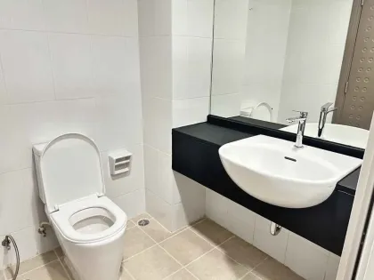 1-комнатная квартира с видом на горы и бассейн в The Royal Place, Раваи