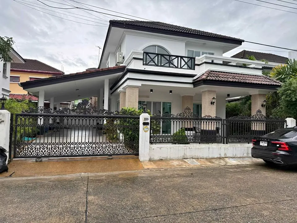 Renovierte 3-Zimmer-Villa in Chalong zur Miete oder zum Verkauf