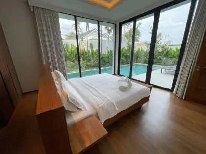 精致豪华泳池别墅，4卧5卫，位于Elite Chalong Villas
