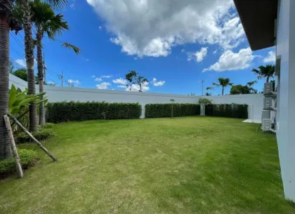 Luxury 5-Bedroom Pool Villa for Rent in Mouana Grande, Ko Kaeo