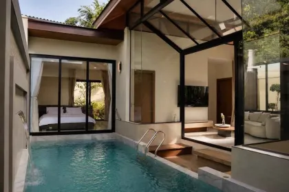 Villa neuve de luxe avec piscine privée, 3 chambres et 3 salles de bain