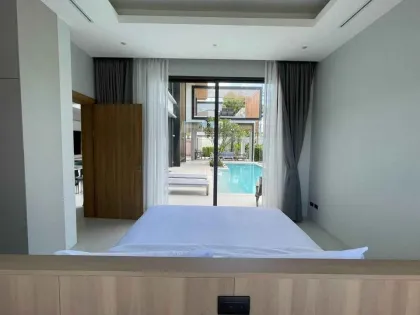 Luxus 5-Schlafzimmer-Villa zur Miete in Mouana Grande Kokaeo