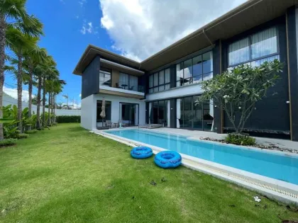 Luxus 5-Schlafzimmer-Villa zur Miete in Mouana Grande Kokaeo
