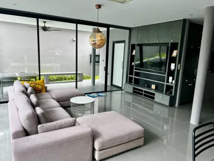 วิลล่า 3 ห้องนอน ให้เช่า ที่ Wallaya Harmony, เชิงทะเล