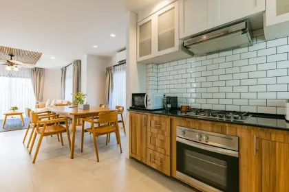 Casa de 3 dormitorios para alquiler a largo plazo cerca de Laguna Phuket