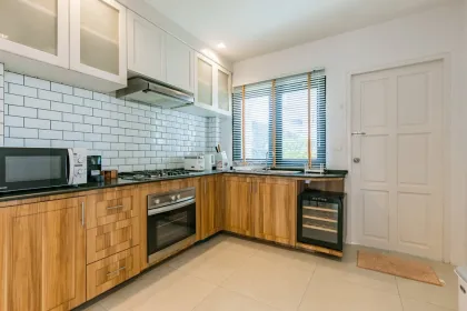 Casa de 3 dormitorios para alquiler a largo plazo cerca de Laguna Phuket