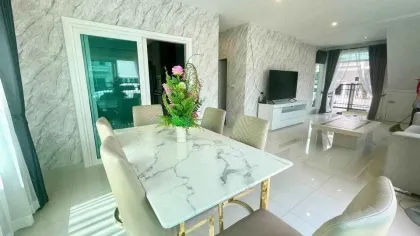 Вилла с 4 спальнями и приватным бассейном в аренду в Supalai Palm Springs