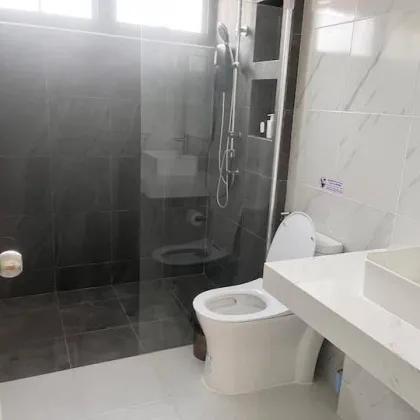 3 Beds 3 Baths Townhouse in Kathu with Flexible Lease