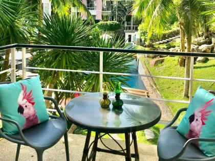 2-Zimmer-Penthouse mit 2 Bädern und Dachterrasse in Kamala