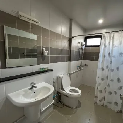 2-Zimmer-Reihenhaus mit flexiblen Mietoptionen in Kathu