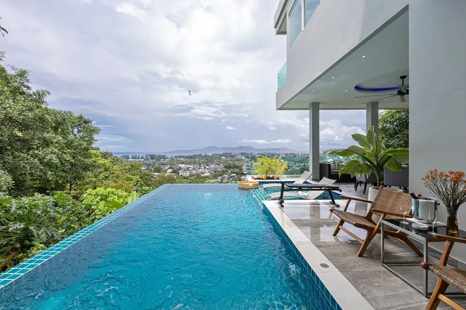 Luxus-Poolvilla mit Meerblick zur Miete – Bang Tao / Surin