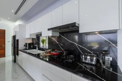 Luxus-Poolvilla mit Meerblick zur Miete – Bang Tao / Surin