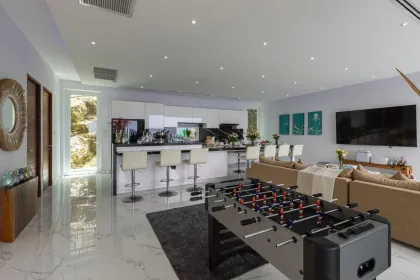 Luxus-Poolvilla mit Meerblick zur Miete – Bang Tao / Surin