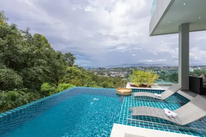Luxus-Poolvilla mit Meerblick zur Miete – Bang Tao / Surin