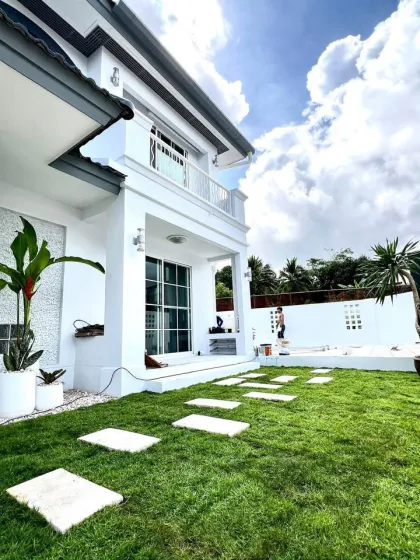Privat-Villa mit Pool zur Miete im Land & Houses Park, Chalong