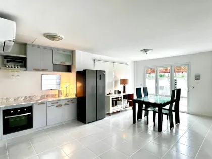 Privat-Villa mit Pool zur Miete im Land & Houses Park, Chalong