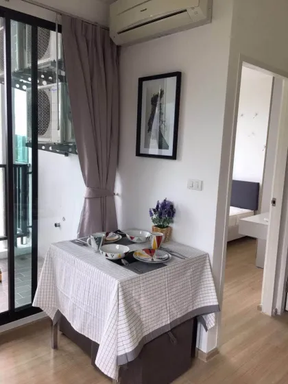 Condominio de 2 habitaciones en alquiler cerca de Boat Avenue, Cherng Talay