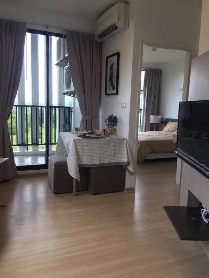 Condominio de 2 habitaciones en alquiler cerca de Boat Avenue, Cherng Talay