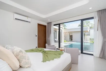 Luxus-Poolvilla zur Miete in Bang Tao, Phuket mit Bergblick