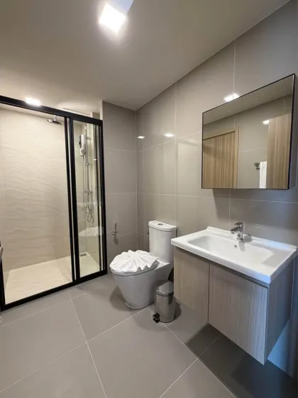 อพาร์ตเมนต์ 1 ห้องนอน 1 ห้องน้ำให้เช่าที่ The Base Cherngtalay