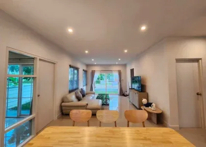 Brandneue 3 Schlafzimmer 3 Badezimmer Villa zur Miete in Anasiri Paklok