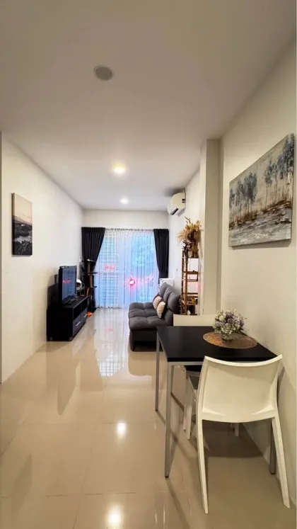 Minimalistisches 2-Zimmer-Haus zur Miete in Phuket Charoensuk