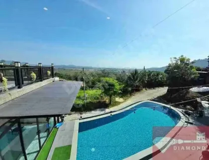 Villa de 5 Chambres avec Piscine et Vue Mer à Louer à Koh Kaew