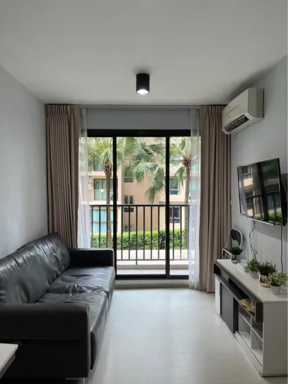 1 Bedroom Apartment with Pool View in Zcape 3 Condo, Phuket Town